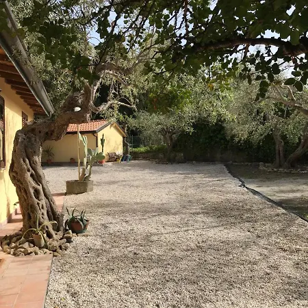 Bouganville In Greco Apartmán Tindari