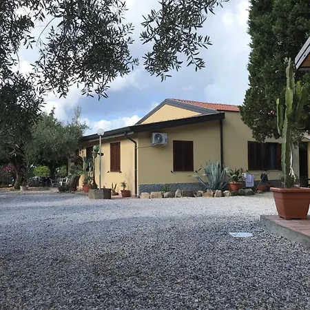 Bouganville In Greco Apartment Tindari