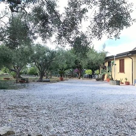 Bouganville In Greco Apartman