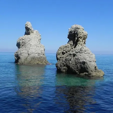 Apartman Bouganville In Greco Tindari