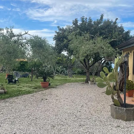 Bouganville In Greco Apartman Tindari
